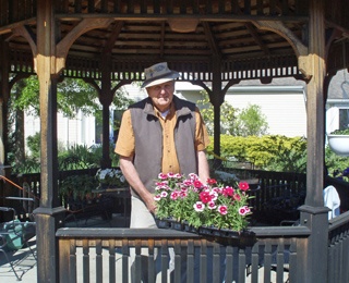 A Labor of Love: Kendal’s Courtyard Garden