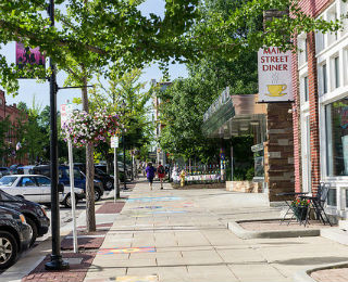 Small Towns Appeal to Many Retirees