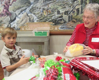 4 Gift Giving Ideas for Older Adults